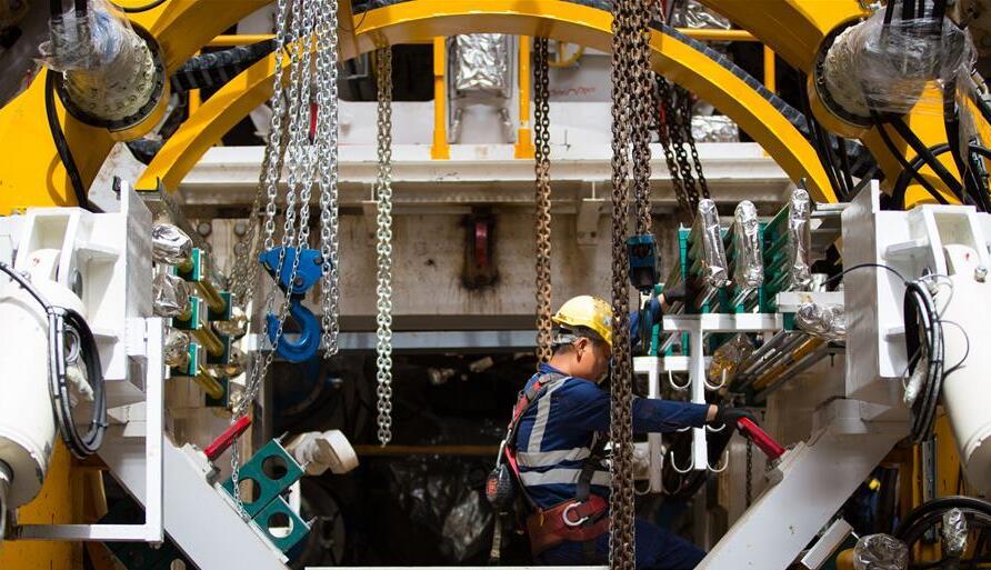 Chinese firm builds light rail in Israel