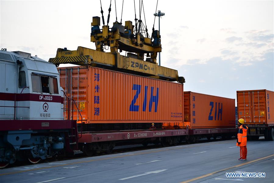 Zhengzhou-Europe railway express hits 1,000 journeys