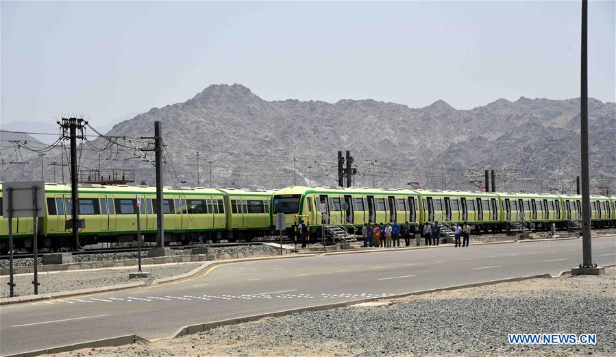 Mecca Light Rail tested in Saudi Arabia