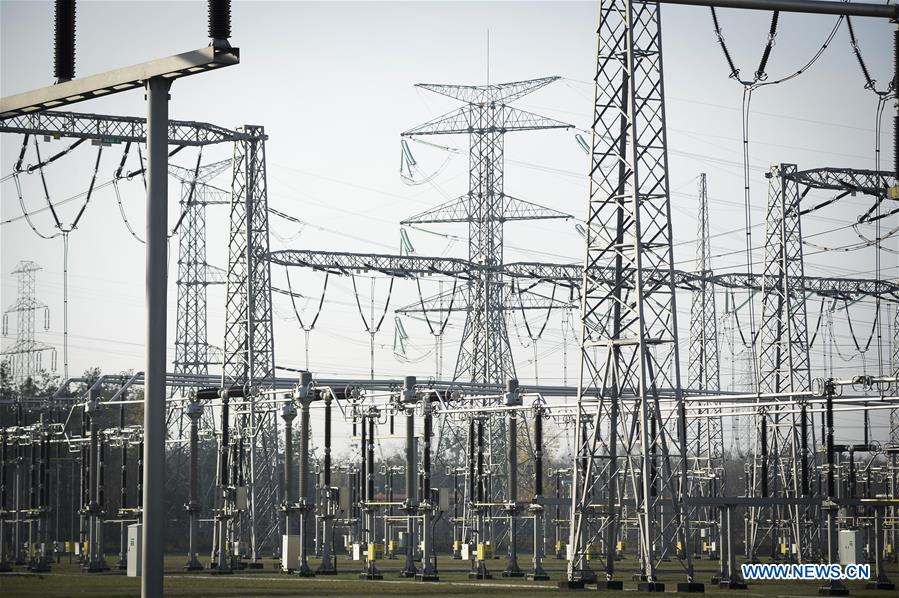 Chinese company completes power transmission projects in Poland 