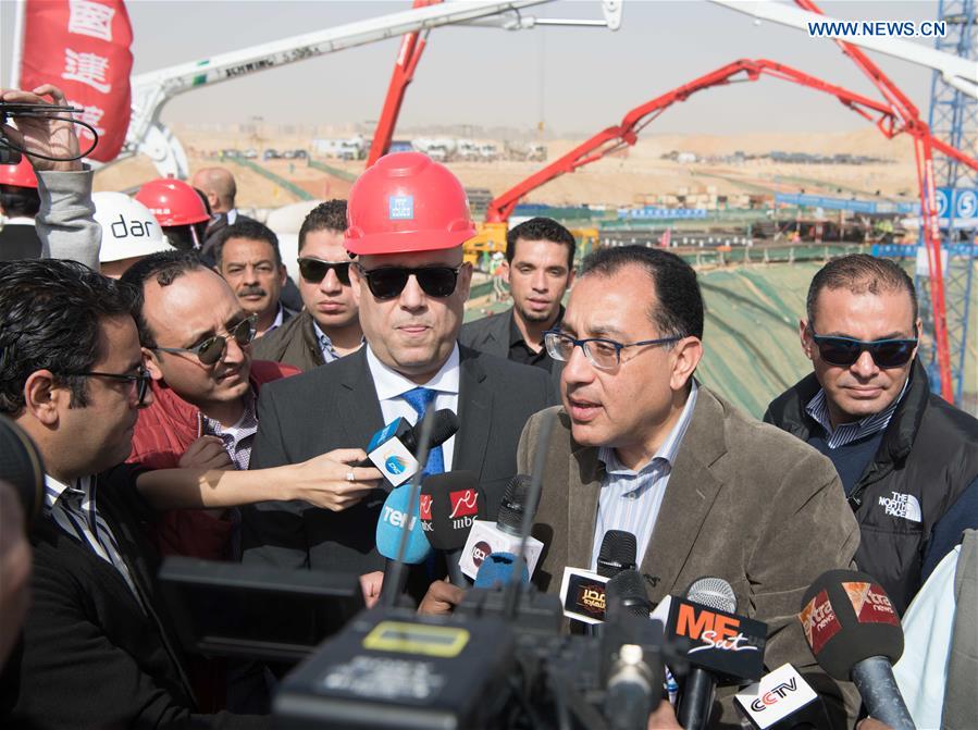 Egypt's PM hails Chinese company's construction of giant business tower in new capital city