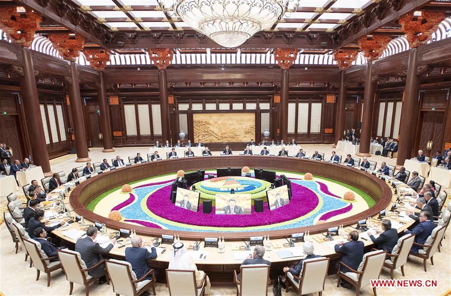 Xi chairs leaders' roundtable of Belt and Road forum