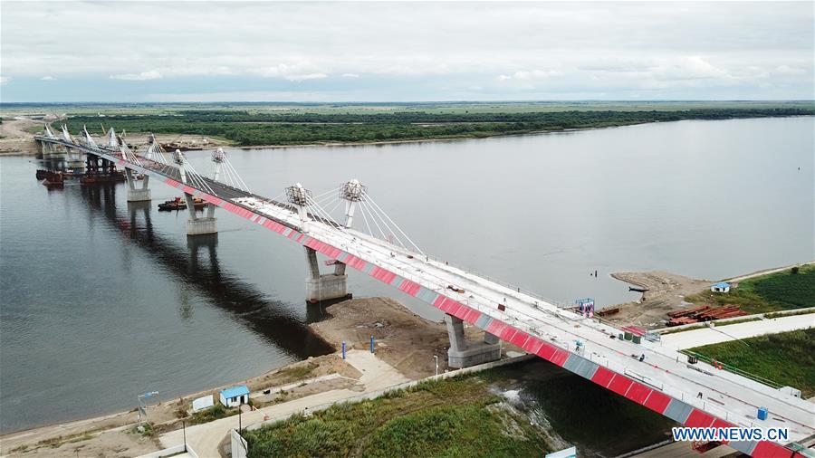 First highway bridge connecting China and Russia under construction 