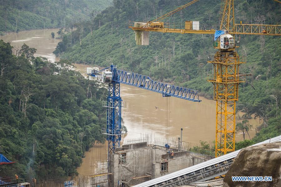 Feature: Chinese builders work hard to press forward Lao projects to forge LMC Economic Development Belt