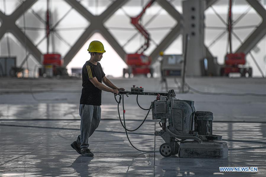 Hainan Int'l Convention and Exhibition Center (2nd-phase) project under construction