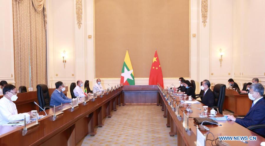 Chinese FM meets Myanmar counterpart on bilateral ties, cooperation