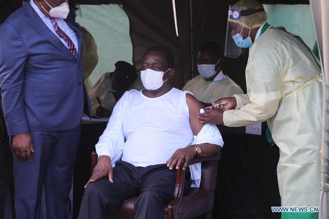 Zimbabwean president gets first shot of China's Sinovac vaccine