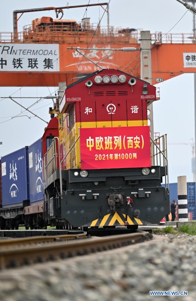 Xi'an sees 1,000 China-Europe freight train trips this year