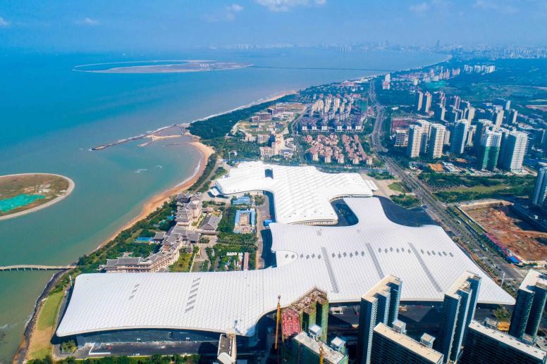 Industrial parks of Hainan FTP register revenue of over 466.5 billion yuan in 2020