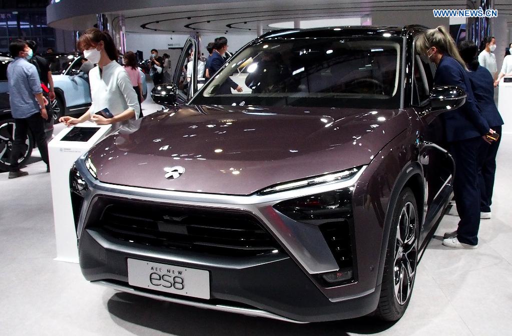 Int'l carmakers unveil new models at Shanghai auto show