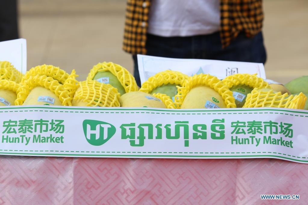 Cambodia launches first direct shipment of fresh mangoes to China