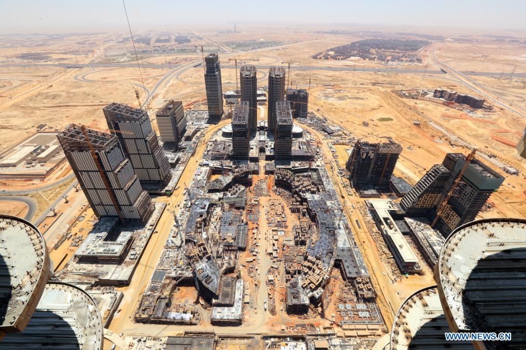 China-built tallest skyscraper in Africa topped out in Egypt's new capital