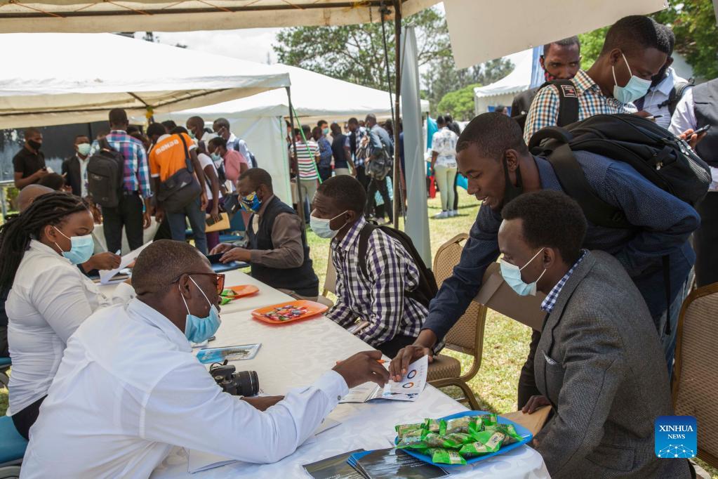 Chinese enterprises lure workforce at jobs expo in Zambia