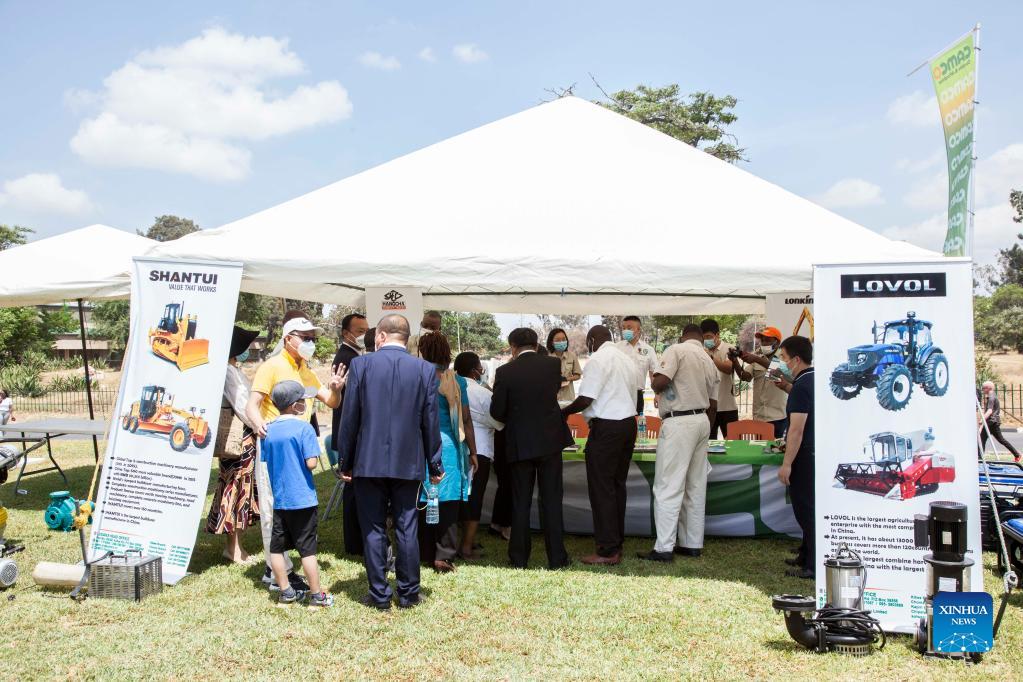 Chinese enterprises lure workforce at jobs expo in Zambia