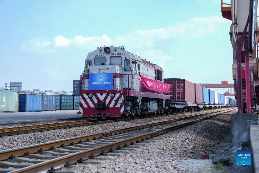 (CIIE) First China-Europe freight train with CIIE goods arrives in Shanghai