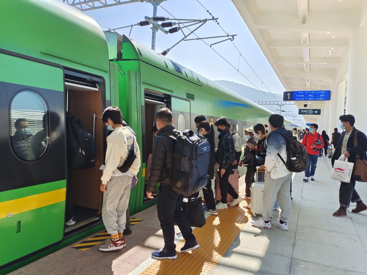 China-Laos railway marks 100 days of success