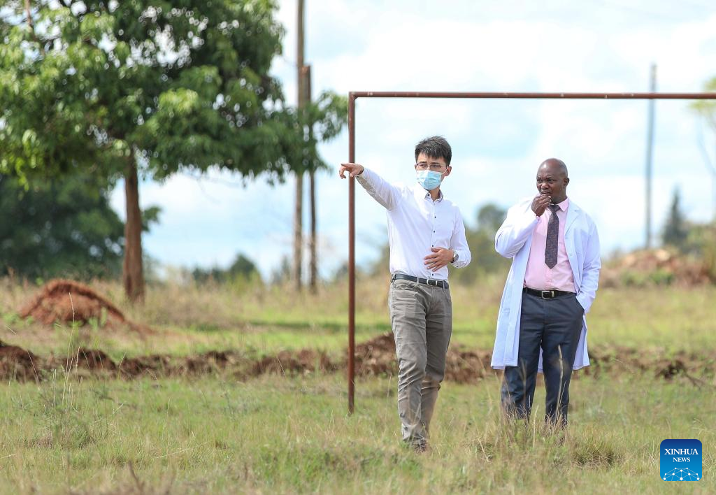 Chinese youth in Nairobi, Kenya