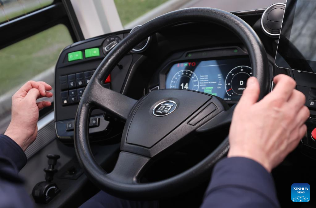 China-made self-driving buses complete trial run in Paris, France