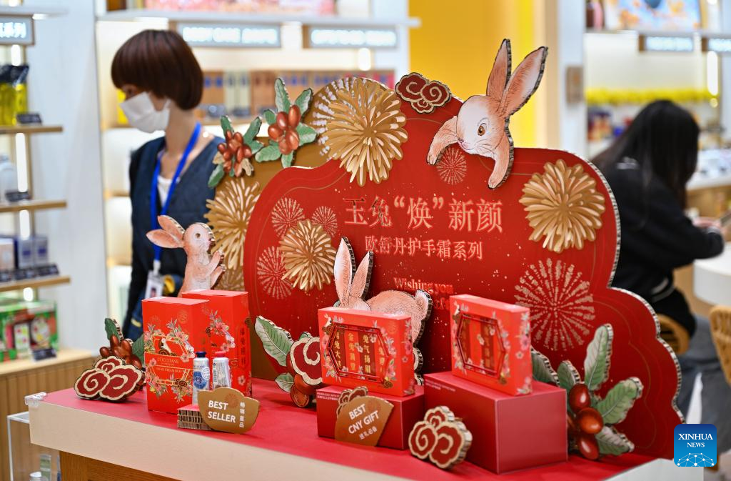 Global brands highlight image of rabbit to embrace Chinese market