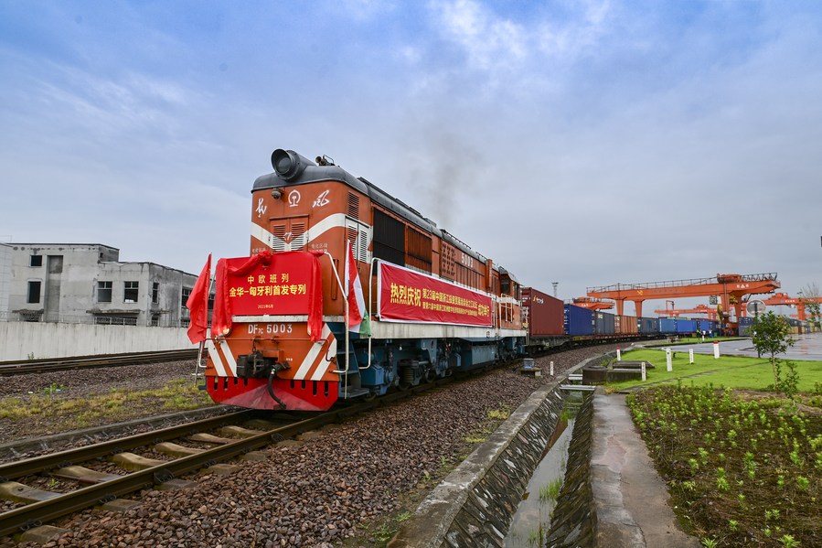 Zhejiang freight train.jpg